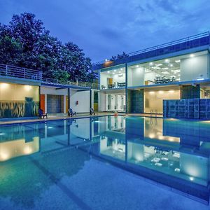 The Cloyster Resort And Spa